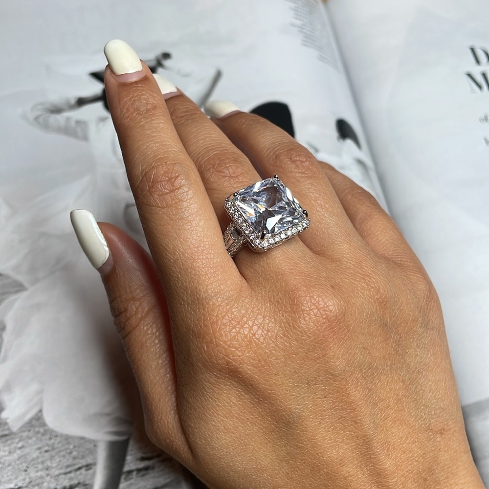 Big princess bling ring